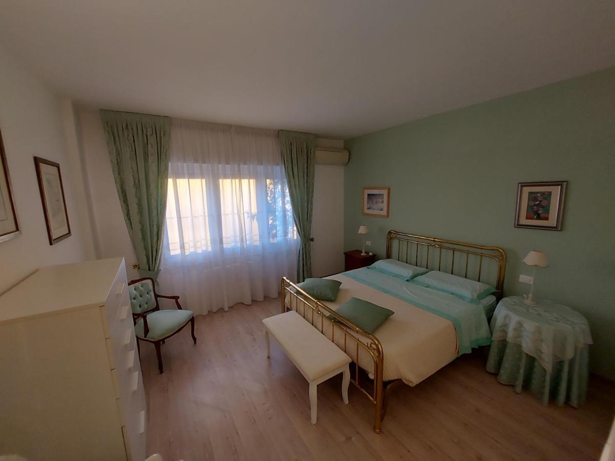 Casa Belle Vacanze Apartment เมสเตร ภายนอก รูปภาพ